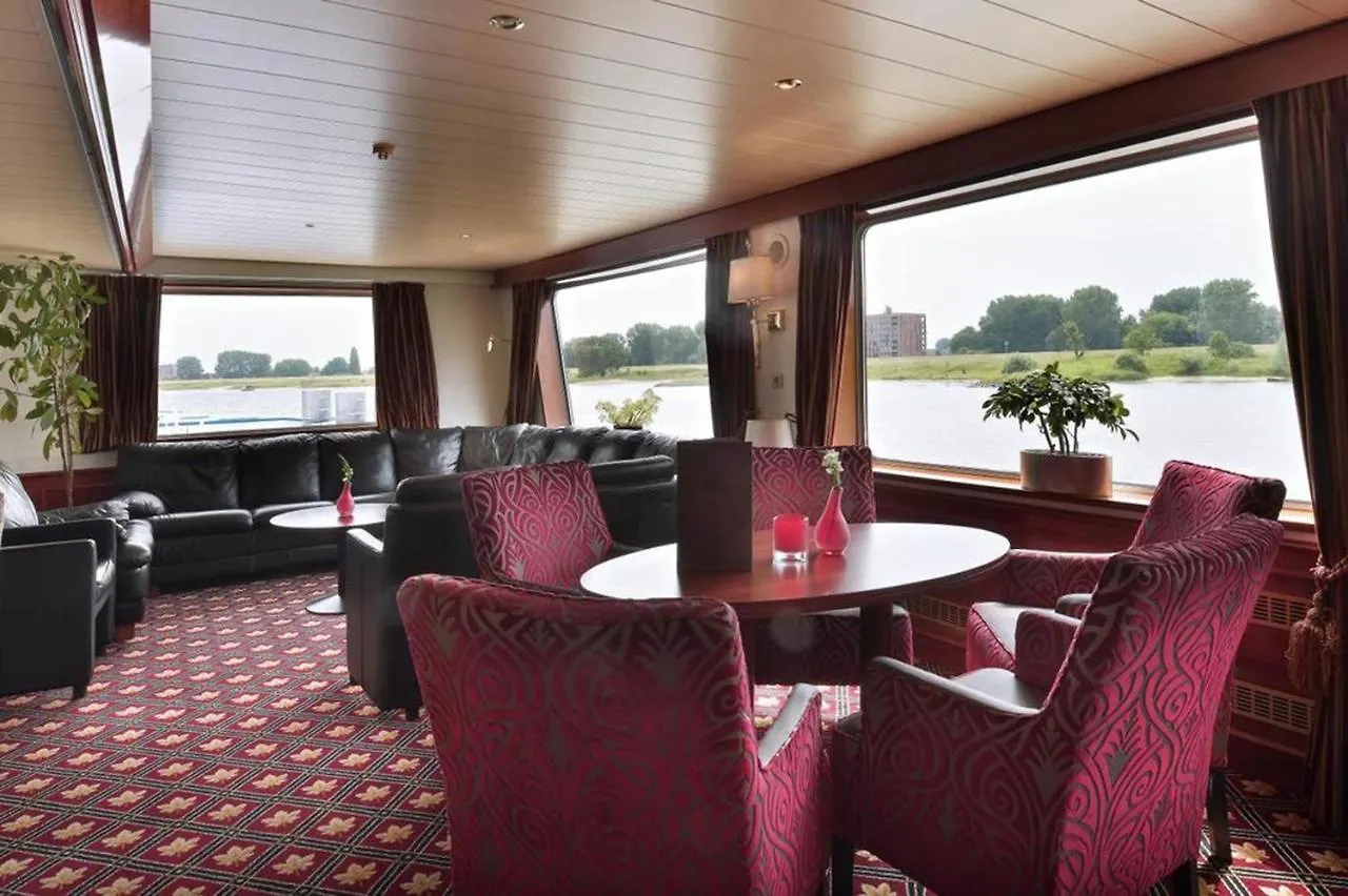 Fairtours Hotelschiff Rembrandt Van Rijn Düsseldorf 0*,  Německo